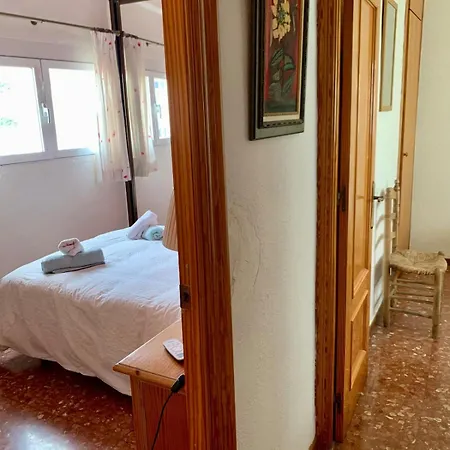 Carihuela Beachfront Penthouse, Unique Views 아파트 *