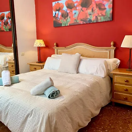 Carihuela Beachfront Penthouse, Unique Views * Torremolinos