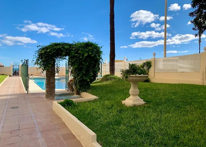 Carihuela Beachfront Penthouse, Unique Views Apartment Torremolinos