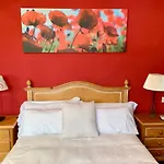 شقة Carihuela Beachfront Penthouse, Unique Views توريمولينوس