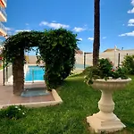 Carihuela Beachfront Penthouse, Unique Views شقة *