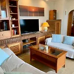 شقة Carihuela Beachfront Penthouse, Unique Views *