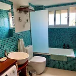 Carihuela Beachfront Penthouse, Unique Views توريمولينوس