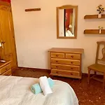 Carihuela Beachfront Penthouse, Unique Views توريمولينوس