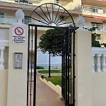 Carihuela Beachfront Penthouse, Unique Views شقة *