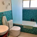 شقة Carihuela Beachfront Penthouse, Unique Views