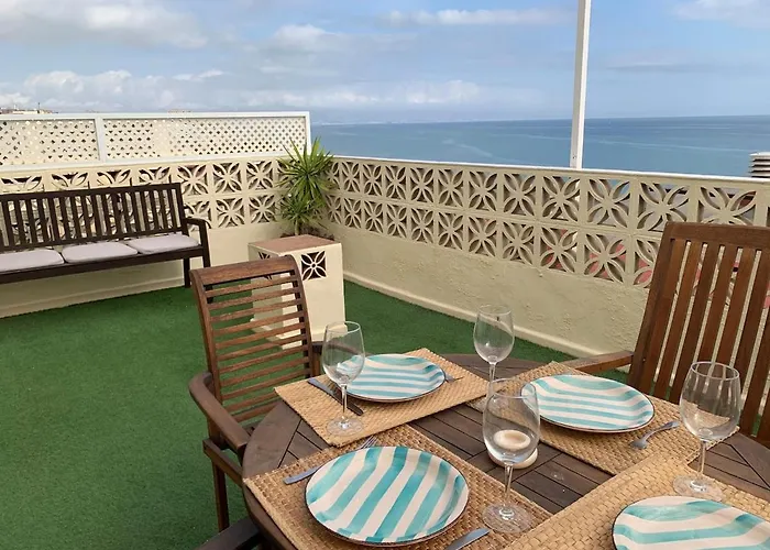 Carihuela Beachfront Penthouse, Unique Views Torremolinos