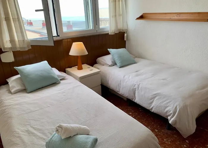 Carihuela Beachfront Penthouse, Unique Views Apartment Torremolinos